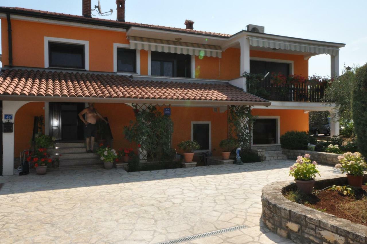 Apartments Majda Umag Bagian luar foto